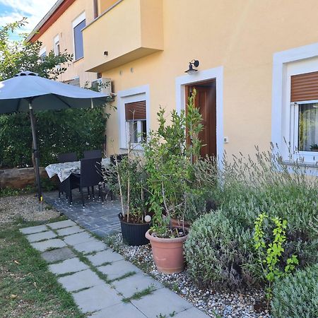 Apartman Luka Banjole Exterior foto
